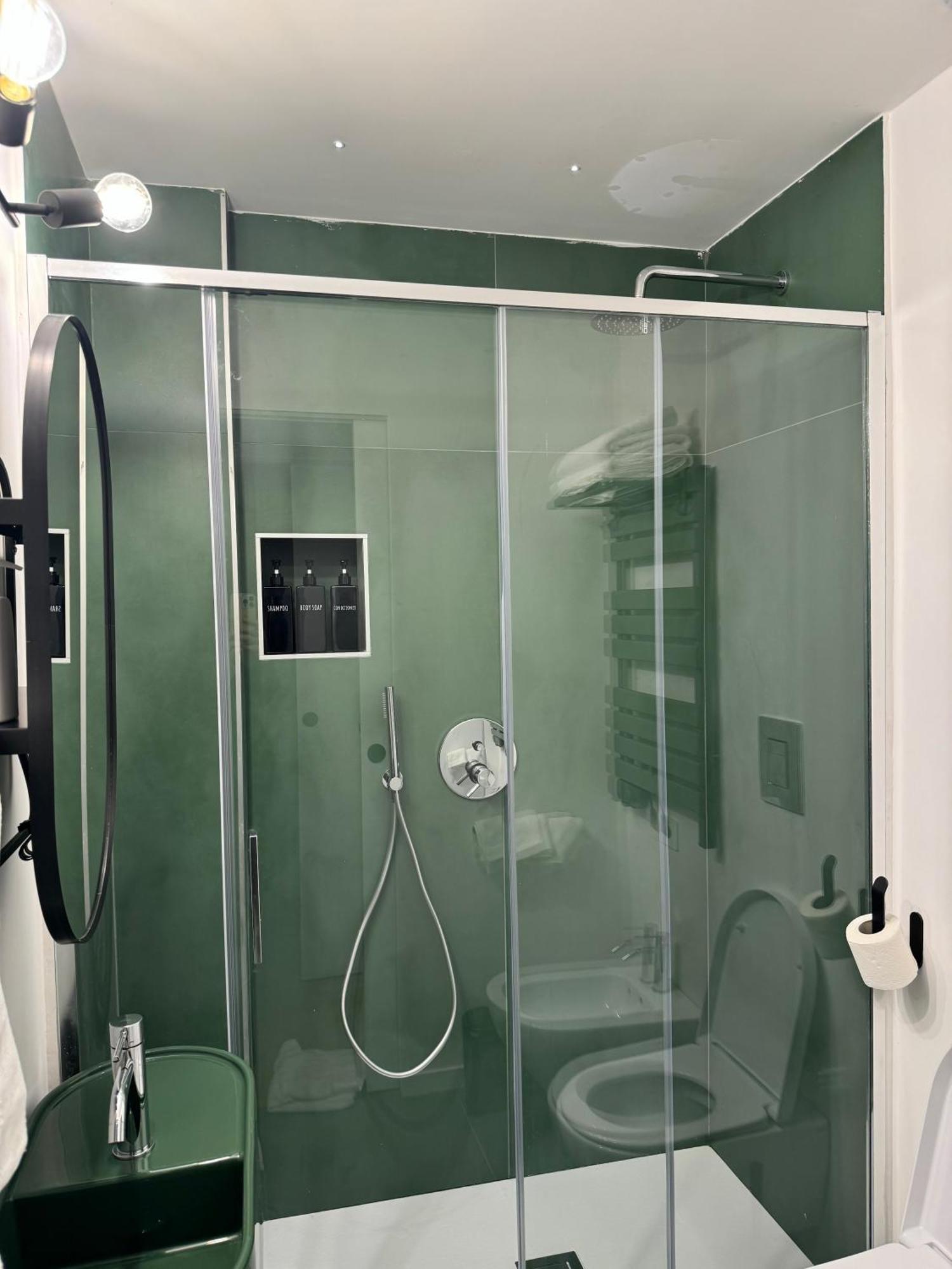 Alma De Chiaja - Design Suites & Apartments Neapol Zewnętrze zdjęcie
